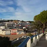 Lorarno דירה *